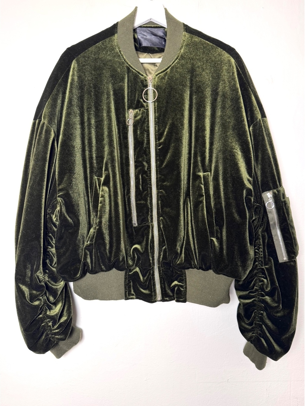 Green velvet bomber jacket silver zipper details rouched sleeves quilted size L